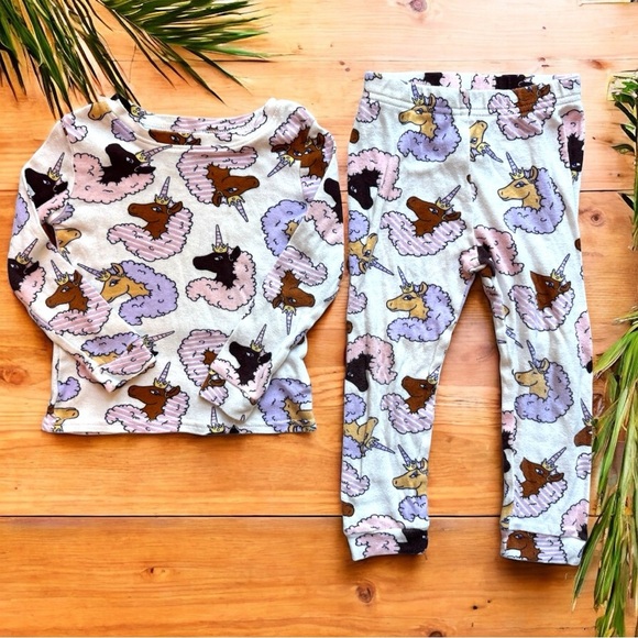 Girls’ 3T Pajama Set Bundle – 4 Sets (Afro Unicorn, Minnie Mouse, PJ Place) - Picture 4 of 11